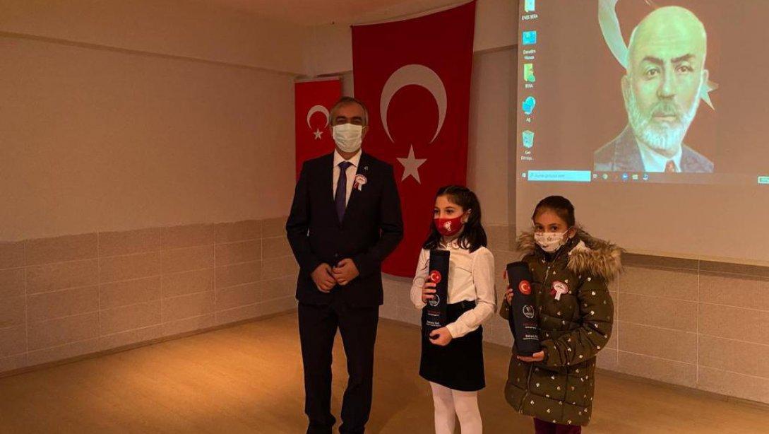 İstiklal Marşımızın Türkiye Büyük Millet Meclisi Tarafından Kabul Edilişinin 100. Yıldönümü, İlçe Milli Eğitim Müdürlüğümüzce Düzenlenen Törenle Kutlandı