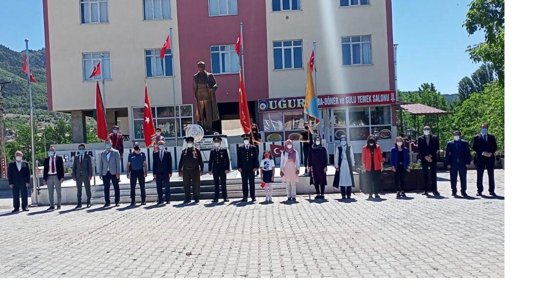 19 Mayıs Atatürk'ü Anma, Gençlik ve Spor Bayramı Çelenk Sunma Törenimiz